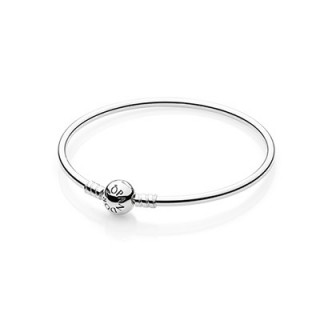 https://www.brianmichaelsjewelers.com/upload/page/page_product/1473057230pandora bangle.jpg