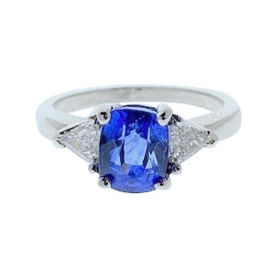 18K White Gold Gemstone Ring