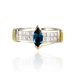 18K Two-Tone Topaz Gemstone Ring