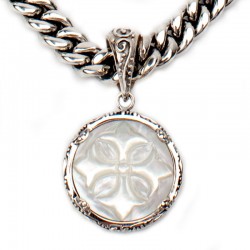 Samantha Small Pendant From The Mother Of Pearl Collection